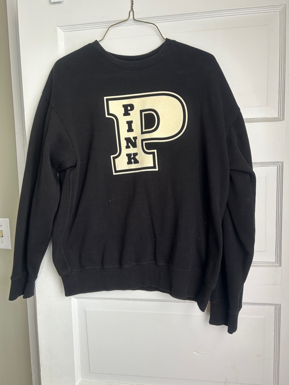 PINK Victoria's Secret Black Crewneck Sweatshirt with White Tag